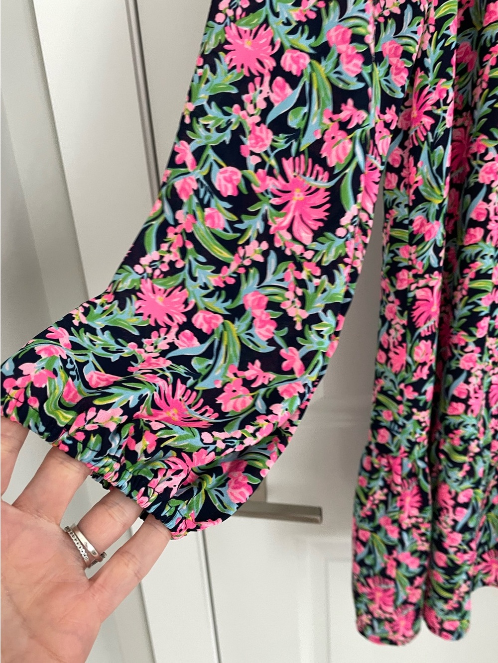 Lilly Pulitzer Lucee Long Sleeve Dress in Low Tide Navy Garden Variety Floral 13 - Picture 6 of 9